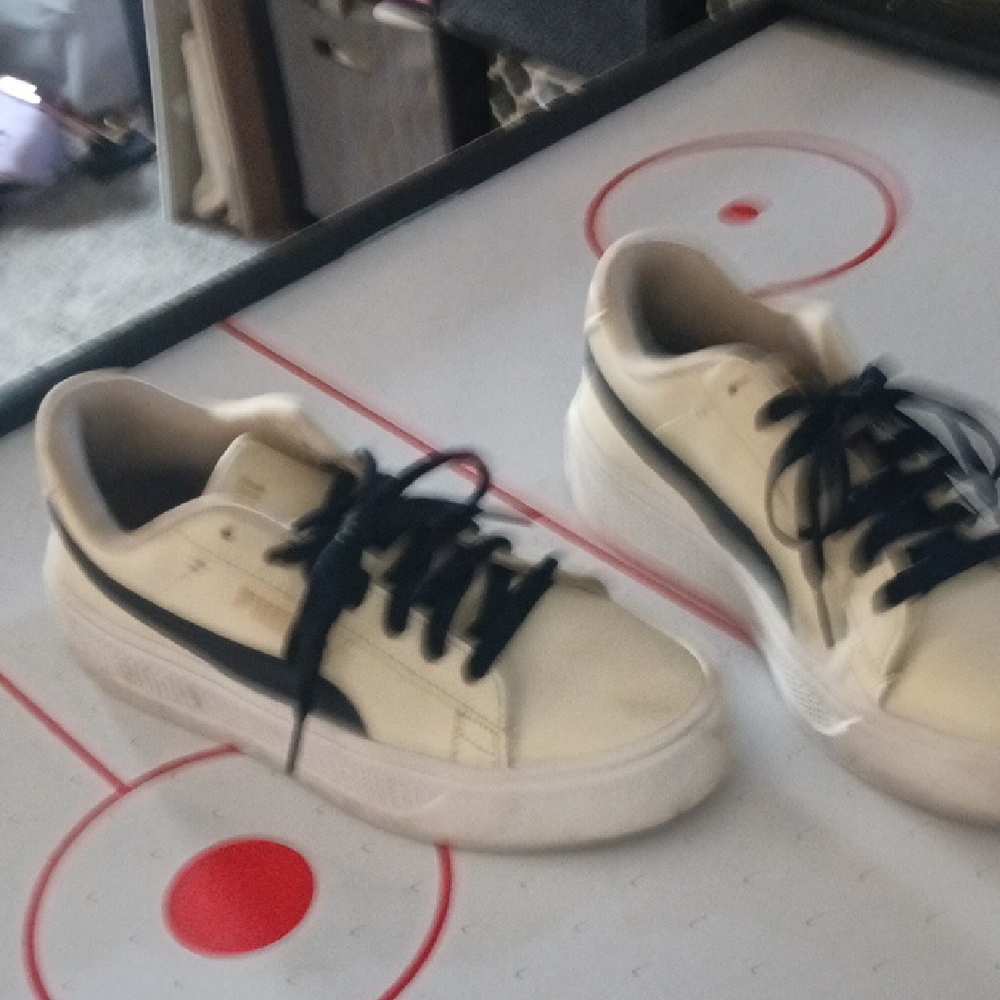 Puma Cream and Black Sneakers